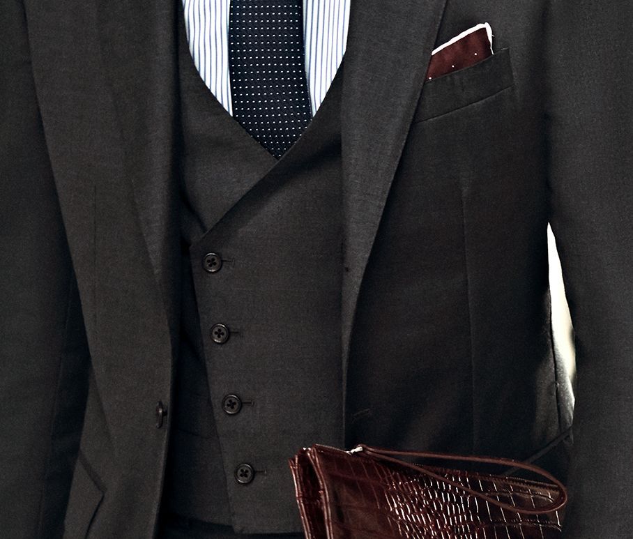 Elegant grey waistcoat, perfect for workwear, weddings or formal occasions and increasingly popular. Custom made by Senszio